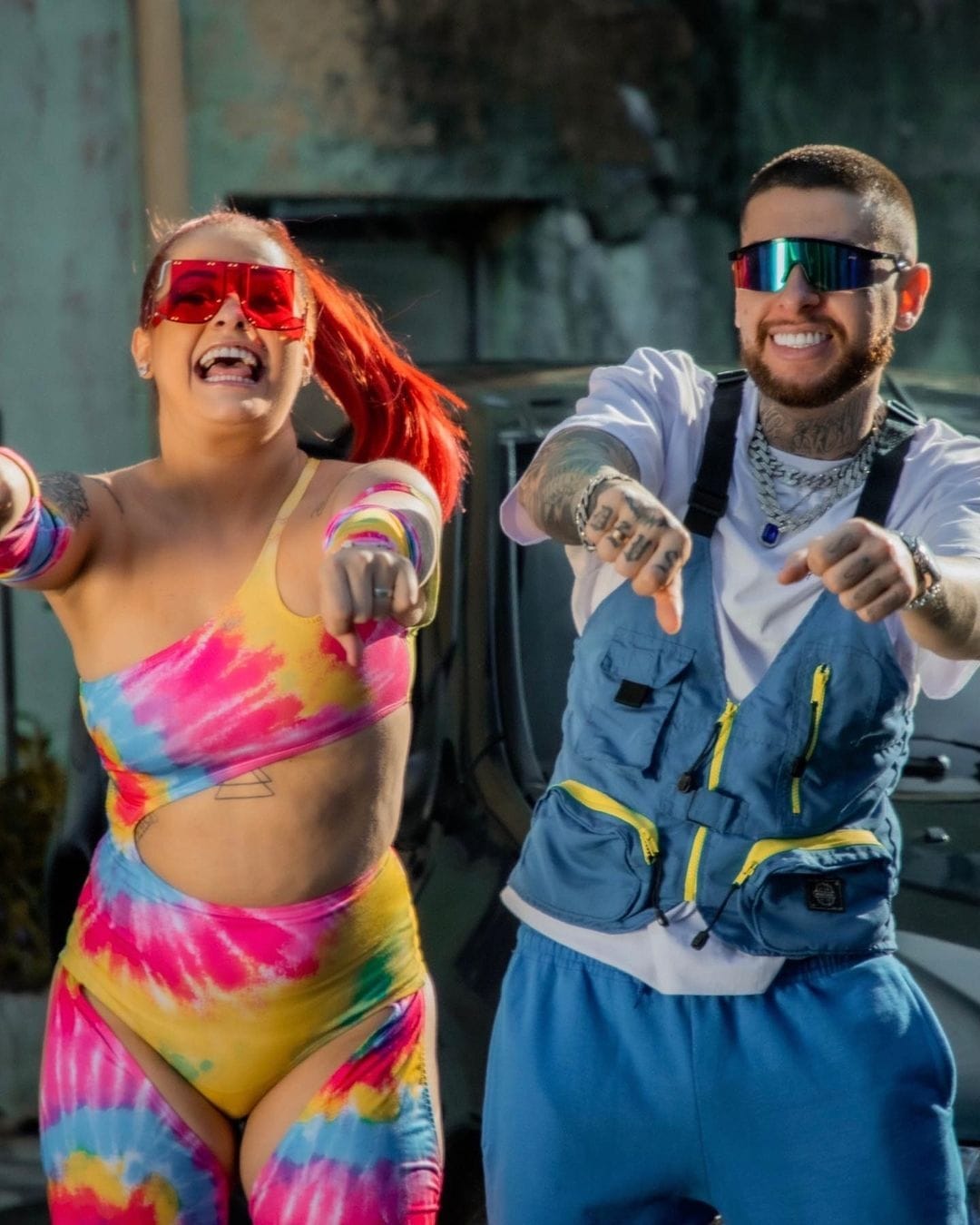 Mc Mari e Mc Hollywood para o videoclipe do single “Dentro do Palio”