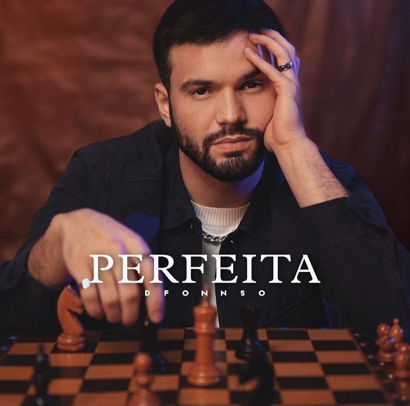 DFONNSO para a capa do single “Perfeita”