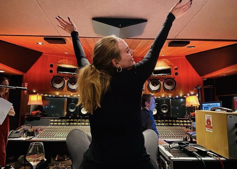 Adele nos bastidores do álbum “30”