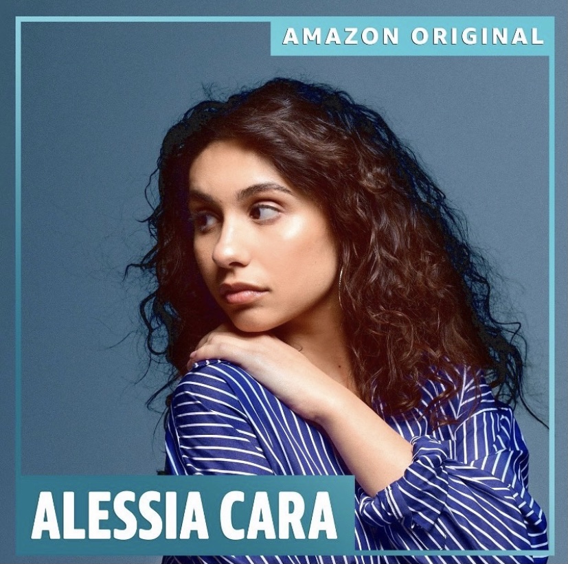 Alessia cara para a divulgação de seu cover de “Jingle Bell Rock”, para a Amazon Music