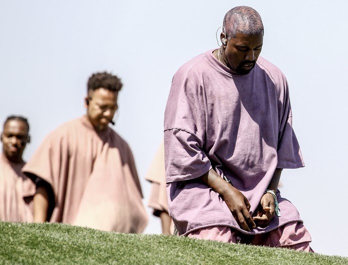 Coachella: Kanye West leva seu culto ao festival e reúne toda a família Kardashian