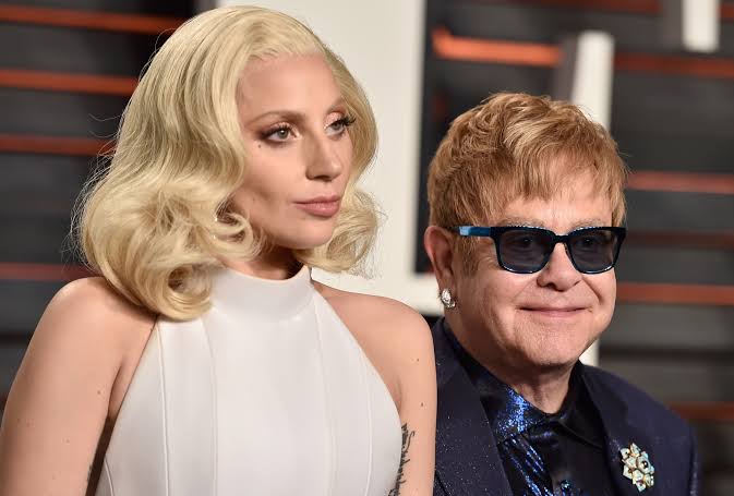 Elton John diz que Lady Gaga é a única “estrela real” atualmente