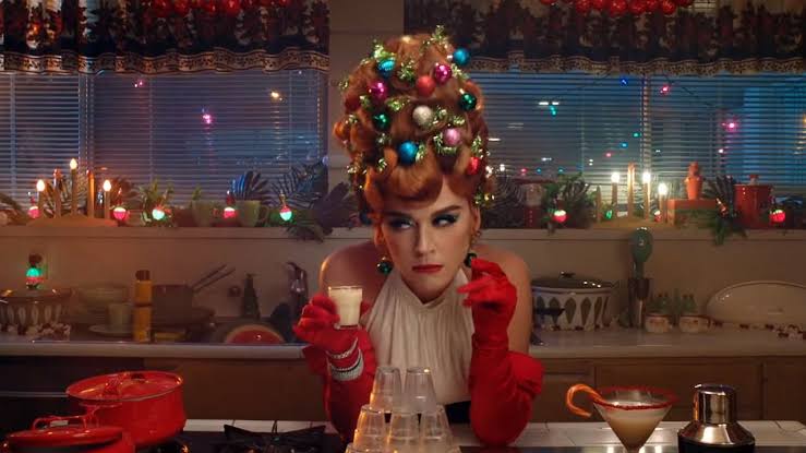 Katy Perry lança clipe de “Cozy Little Christmas”. Assista!