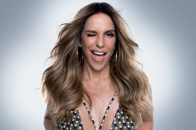 Ivete Sangalo ganha homenagem em Orlando com “Ivete Sangalo Day”