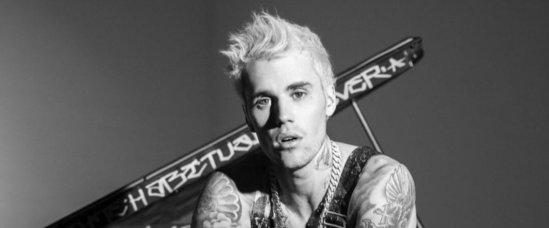 Justin Bieber é nº1 nos EUA com “Changes” e quebra recorde de Elvis Presley