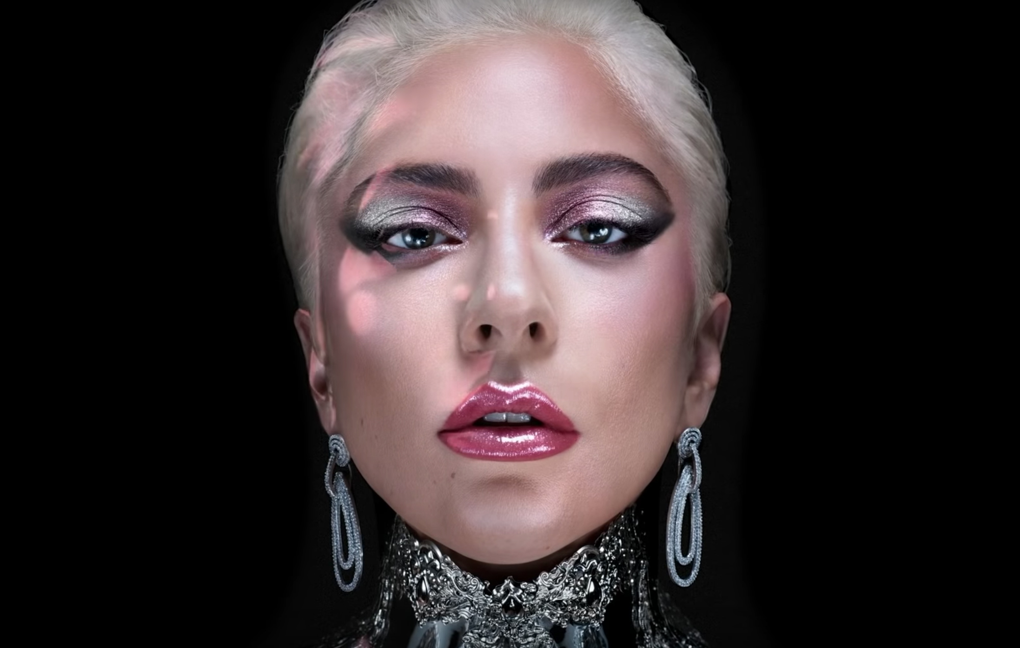Lady Gaga Faz Ensaio Futurístico Para A Paper Magazine E Fala Sobre Seu Novo álbum “chromatica