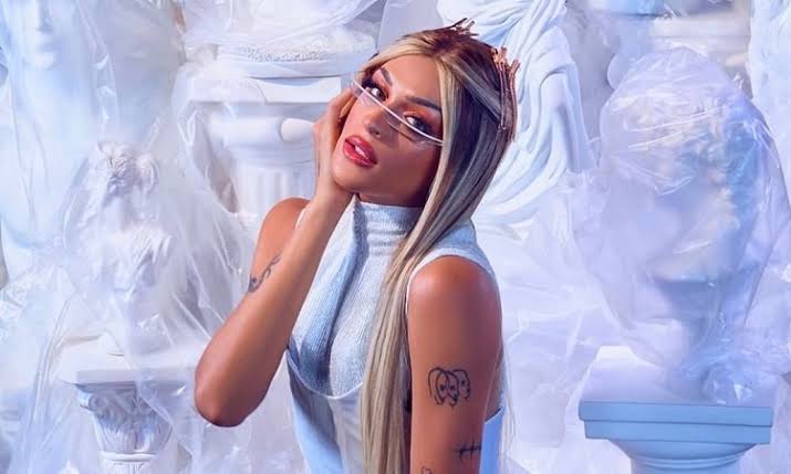 Live de Pabllo Vittar terá red carpet e doações para ONG Casa1