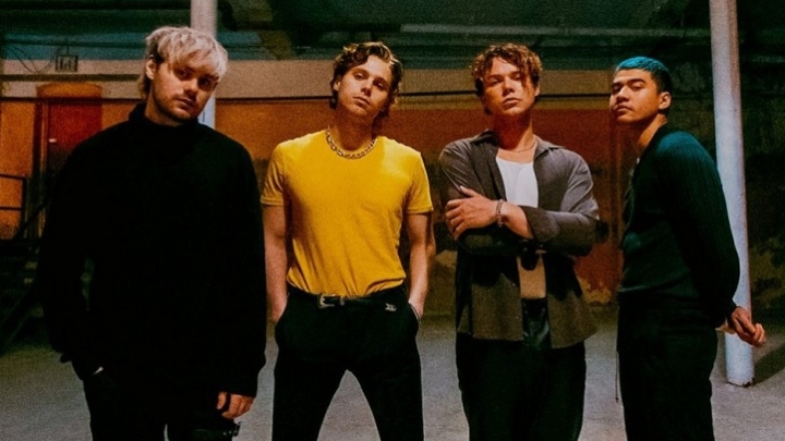 5 Seconds of Summer lança “Kill My Time” e uma nova versão do álbum “CALM (PLUS 1)”