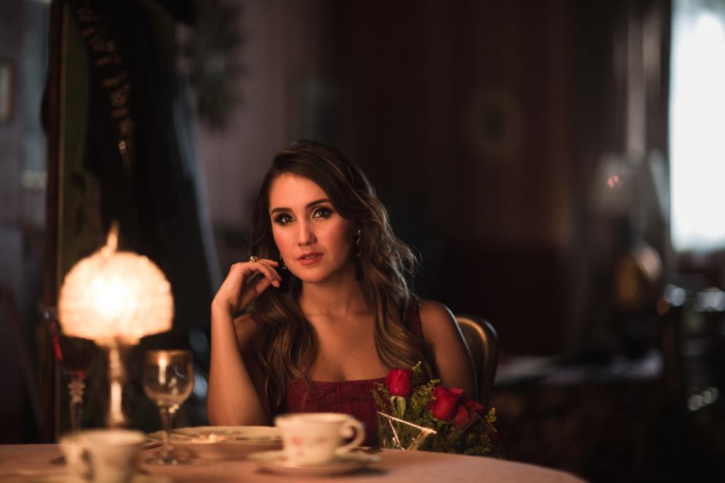 Dulce Maria lança vídeo clipe que retrata sua trajetória. Assista “Lo Que Ves No Es Lo Que Soy”