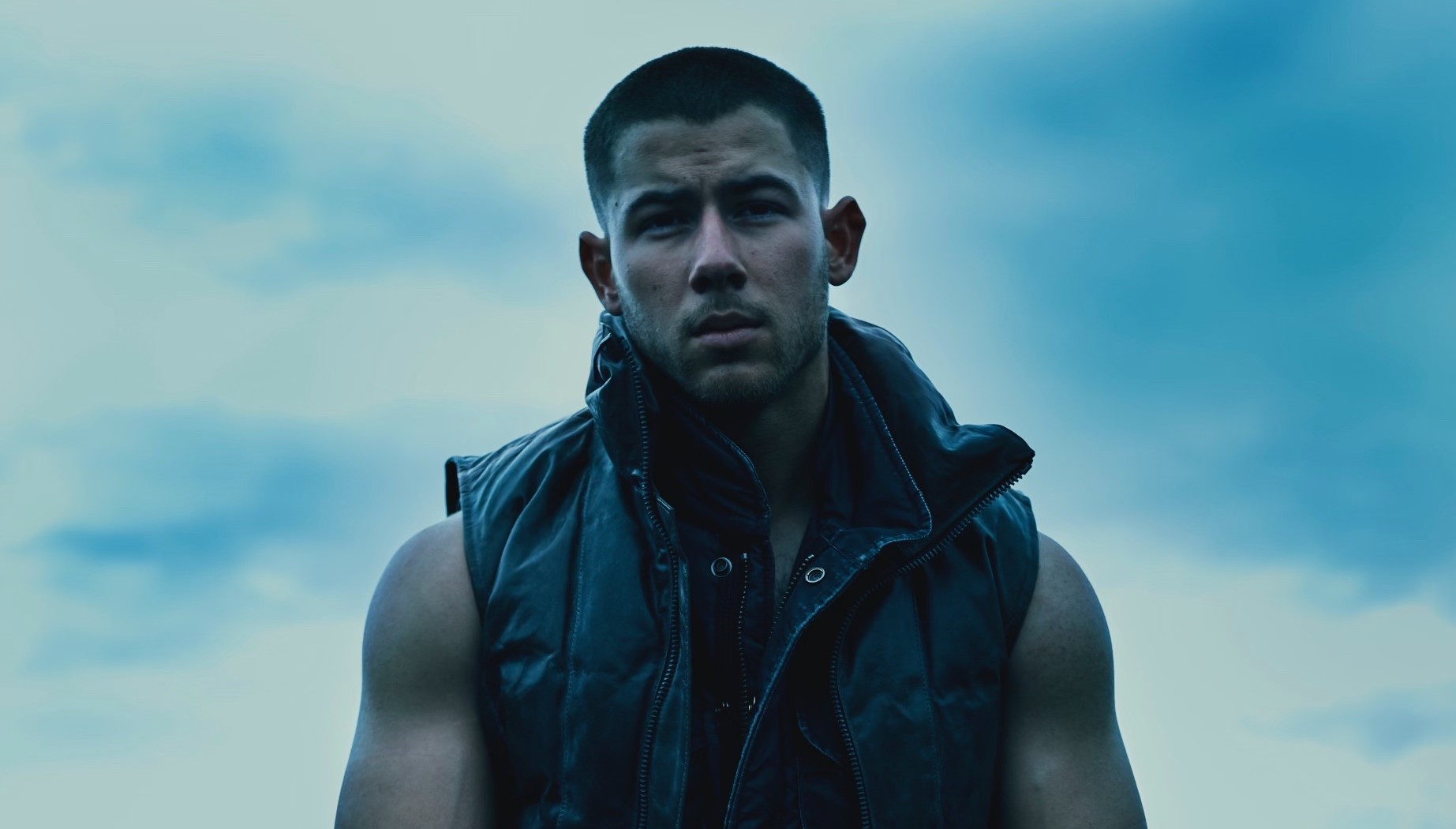 Nick Jonas lança a sua nova música, “This is Heaven”