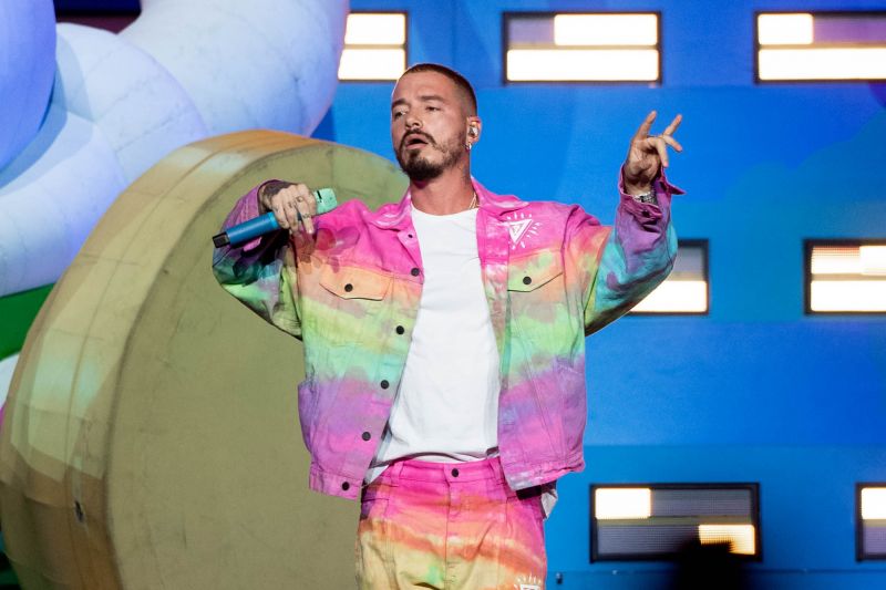 “Que locura”: Já está disponível a nova música de J Balvin