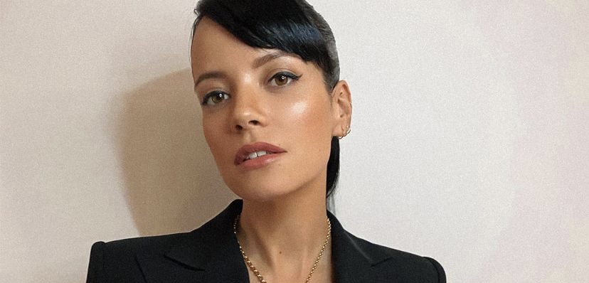 Lily Allen lançará álbum em que faixas recebem nomes de assediadores, segundo site