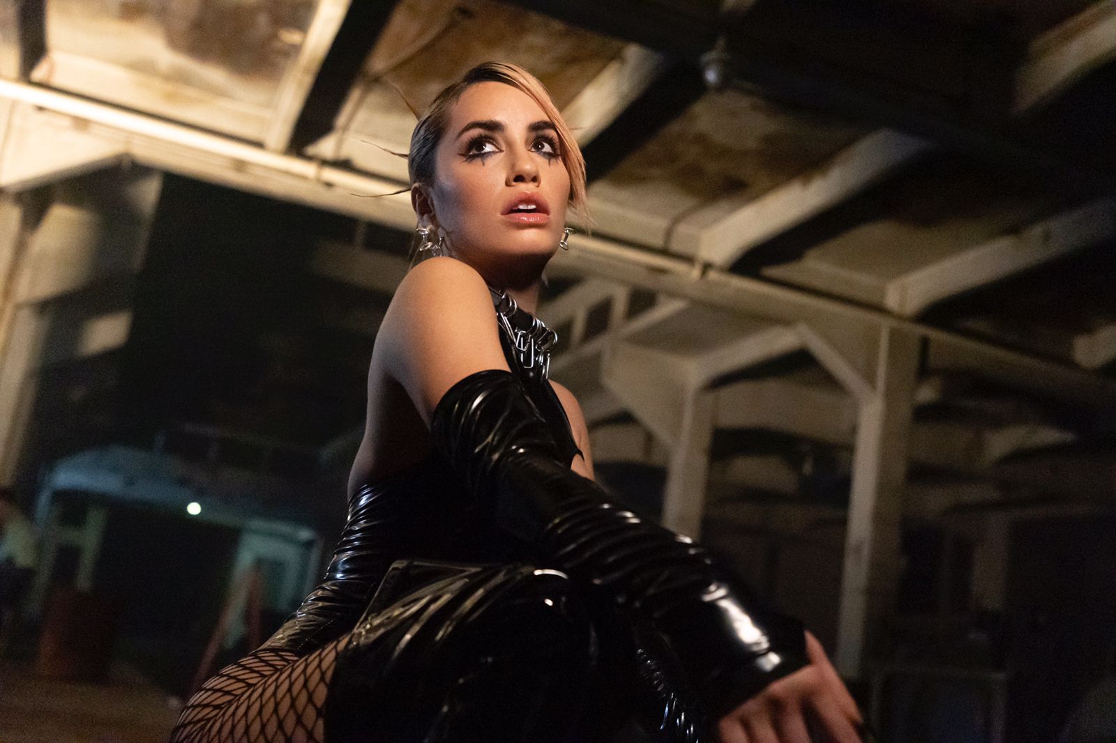 Lali lança novo single “Disciplina” com clipe