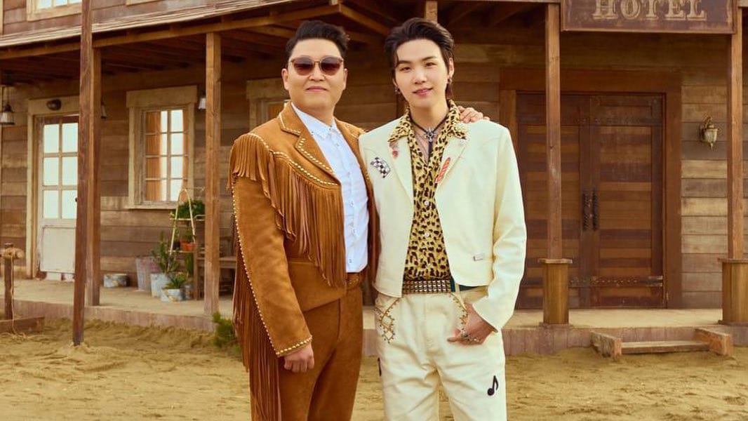 PSY e Suga, do BTS, se unem na dançante “That That”