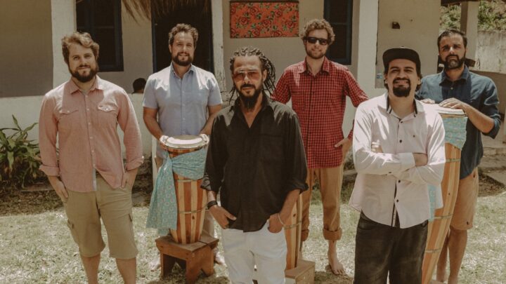 Nego Moura & Os Camarás estreiam álbum em homenagem ao povo afrobrasileiro