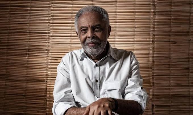 Gilberto Gil faz show popular no “Festival Música em Movimento” com filhos