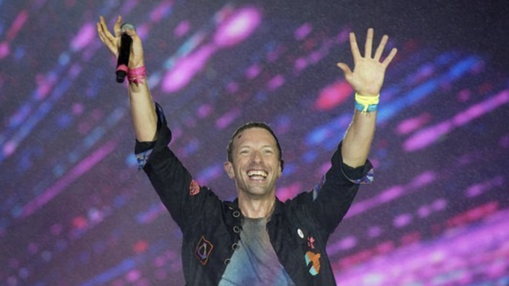 Fãs de Coldplay fazem abaixo assinado reclamando da mudança de estádio em SP