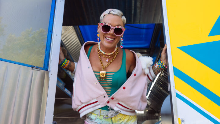 P!nk lança nova música “Never Gonna Not Dance again”. Assista!