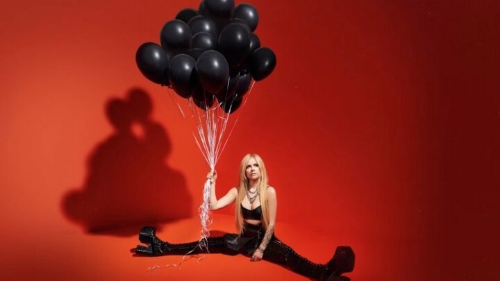 Avril Lavigne confirma novo álbum para 2023