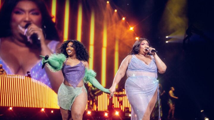 Lizzo lança versão remix de “Special” em parceria com SZA