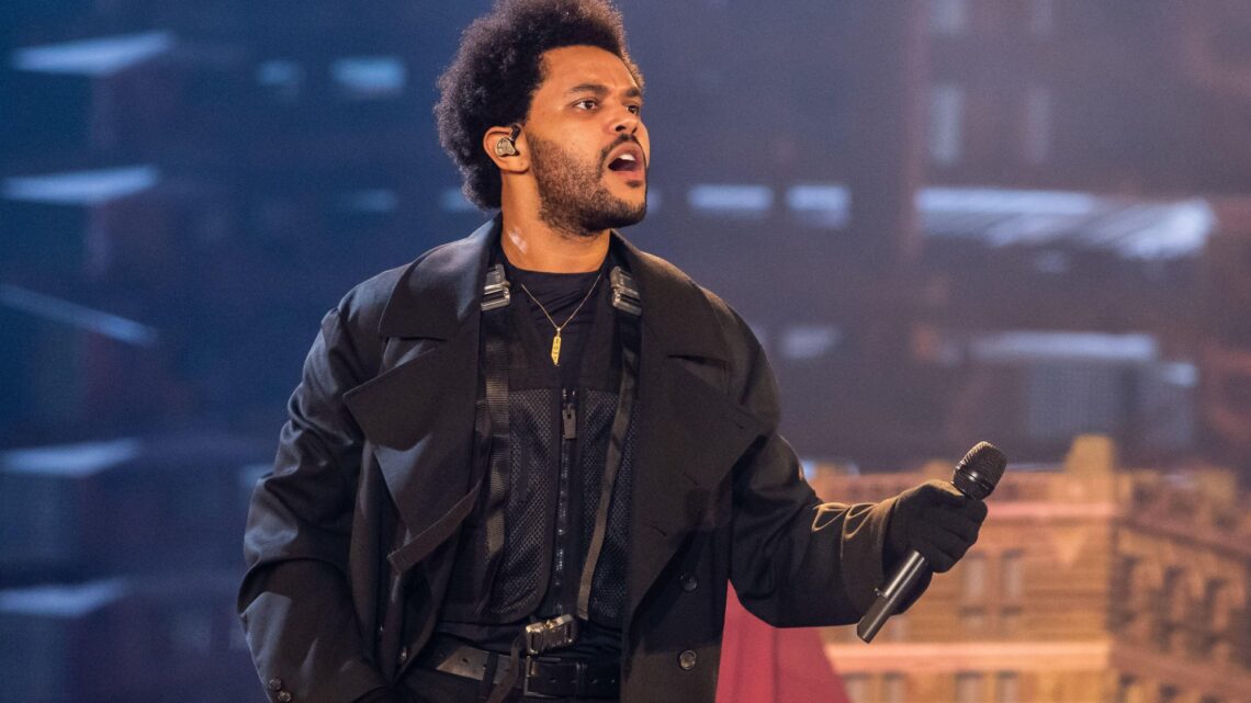 The Weeknd lança o disco ao vivo, “Live At Sofi Stadium”, gravado em