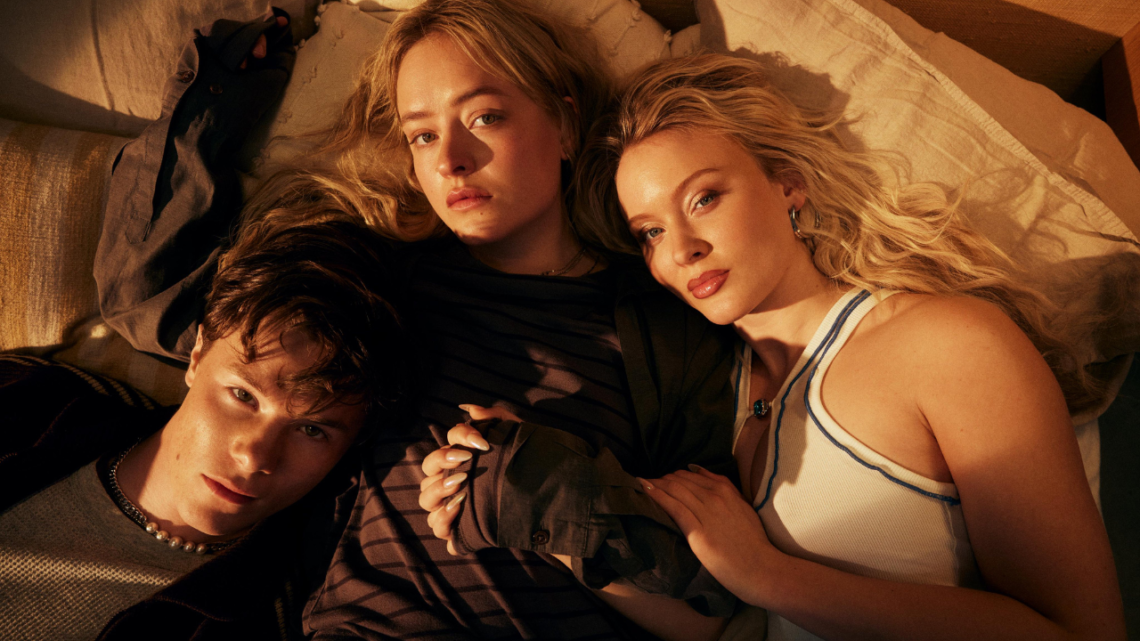 Zara Larsson e Edvin Ryding serão par romântico em novo filme da Netflix 