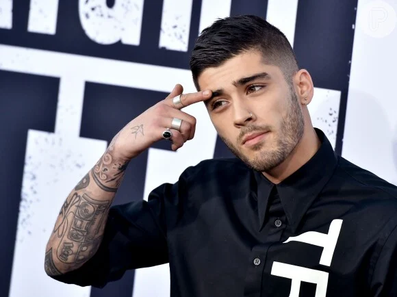 Zayn Malik anuncia nova música após dois anos de seu último lançamento