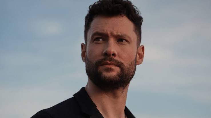 Calum Scott anuncia show na Vibra, em São Paulo