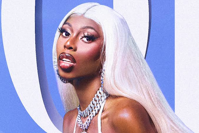 MC Soffia anuncia o seu primeiro álbum “It Girl”