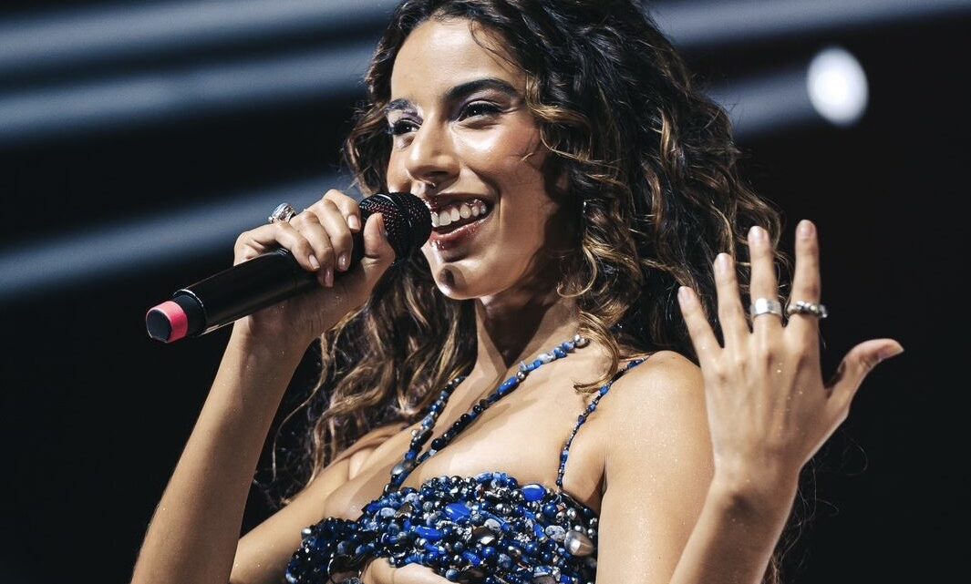 Marina Sena canta pela primeira vez no Carnaval de Salvador em trio com Ivete